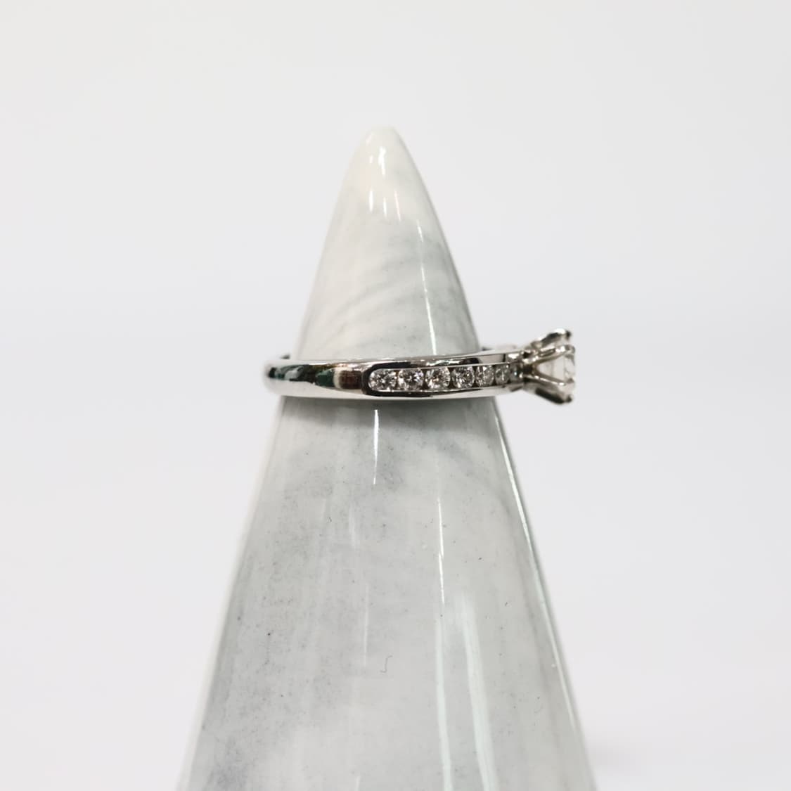 티파니앤코 솔리테어 하프 세팅 다이아몬드 반지 0.31ct 한국 5호 상품이미지6