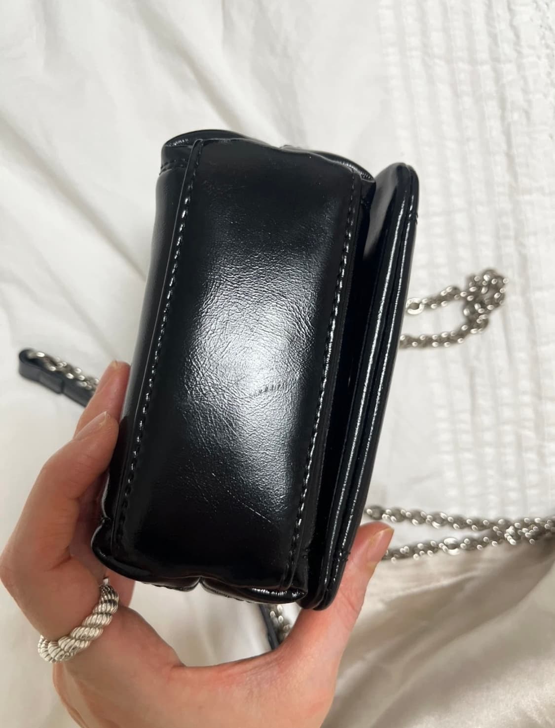 마뗑킴 퀄팅 체인 크로스백 블랙 상품이미지4