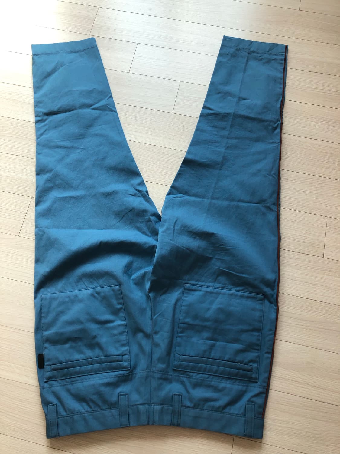 프라다 사이드라인팬츠46 상품이미지3