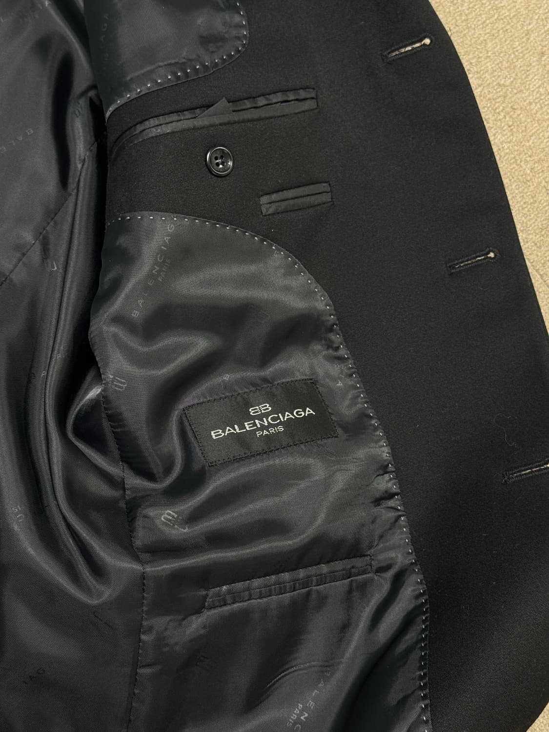 발렌시아가 테일러링 쓰리버튼 자켓 100사이즈 상품이미지5