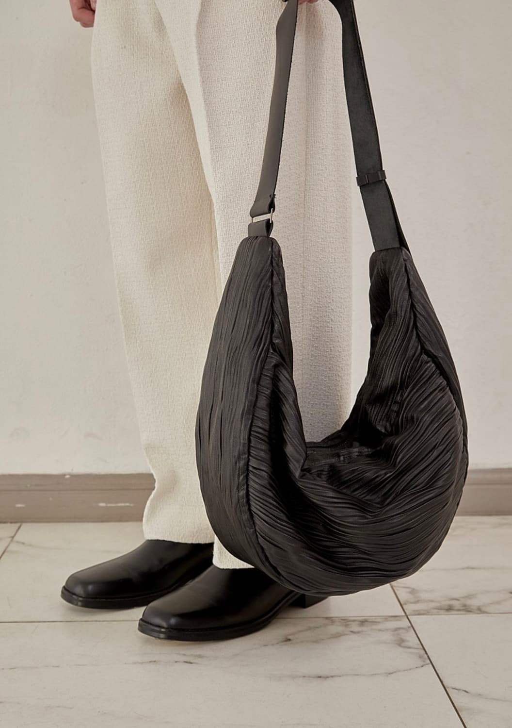 오엑스스튜디오 램스킨 크링클 레더백 가죽가방 숄더백 크로스백 상품이미지1