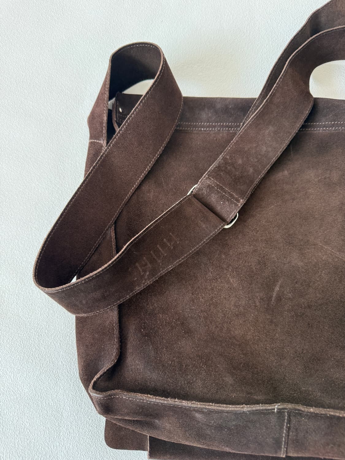 바나나리퍼블릭 레더 스웨이드 크로스백 상품이미지6