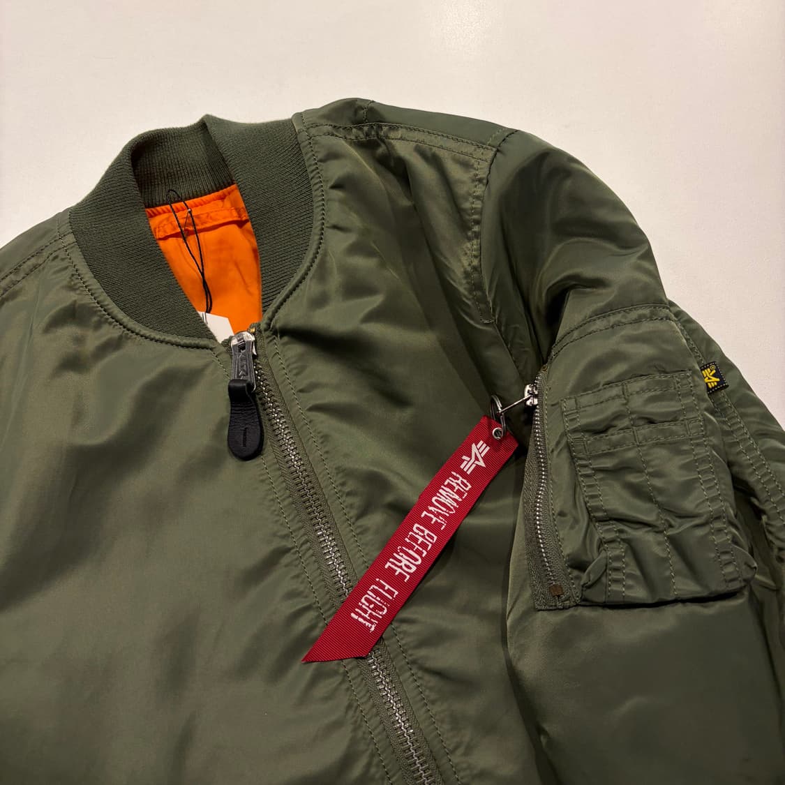 [S] 알파인더스트리 마원 MA-1 항공점퍼 카키 그린 D593 상품이미지3