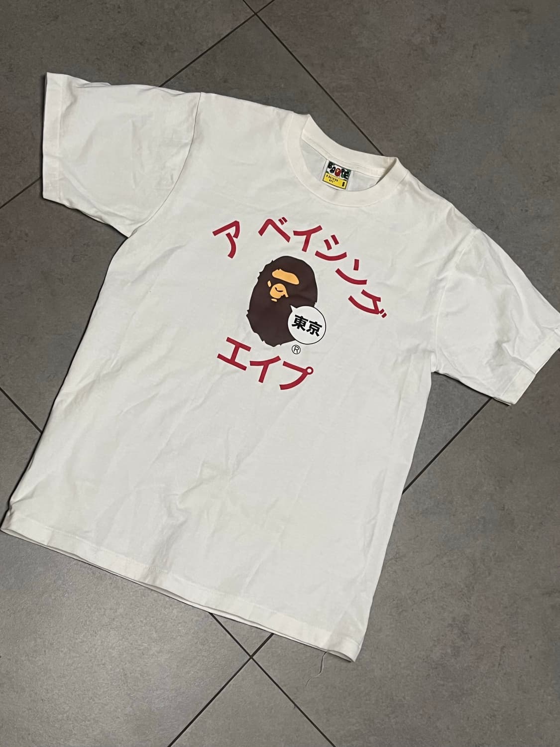 새상품급) 1회착 베이프 카타카나 반팔 상품이미지1