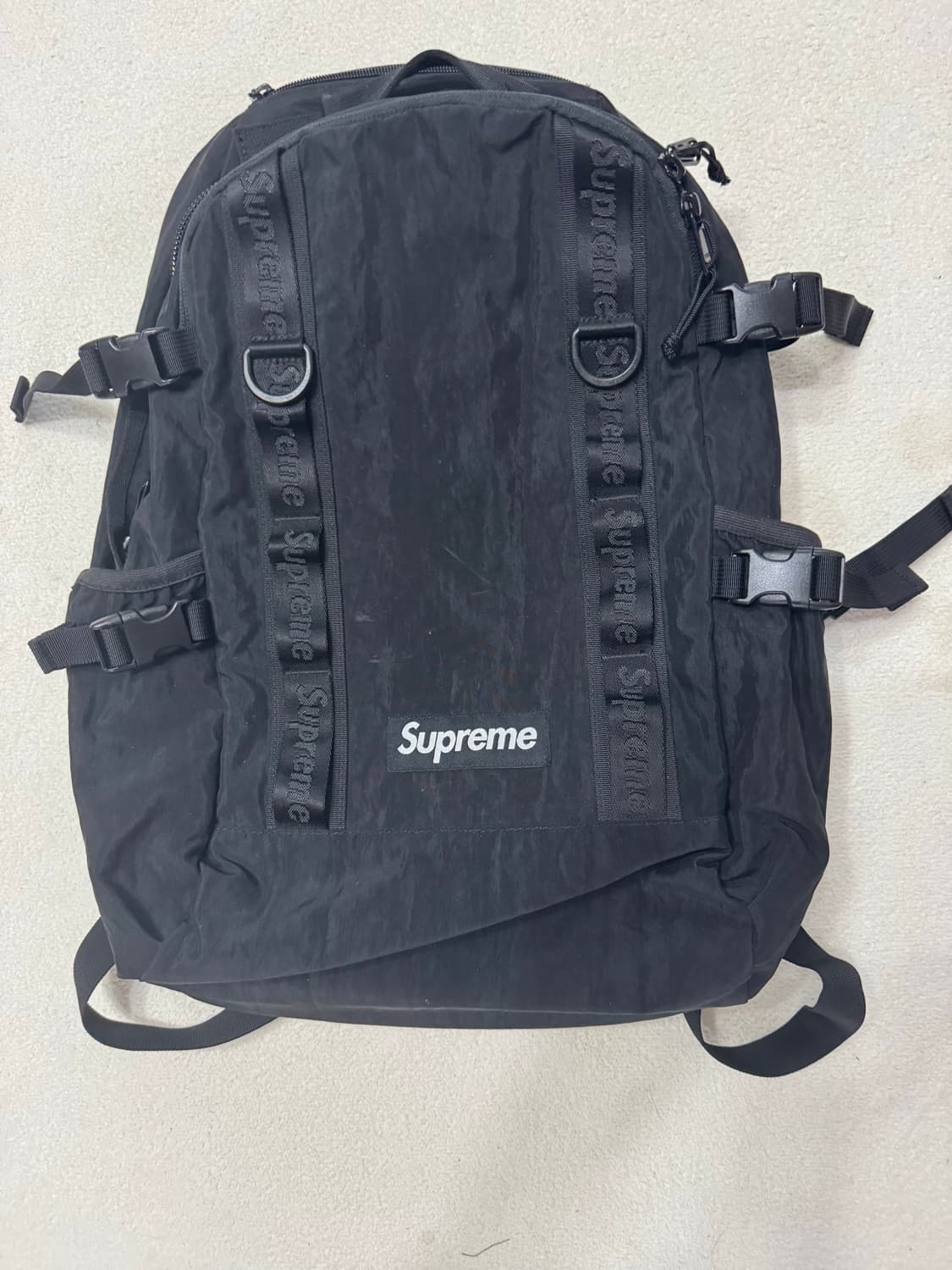 슈프림 백팩 블랙 20FW 상품이미지1