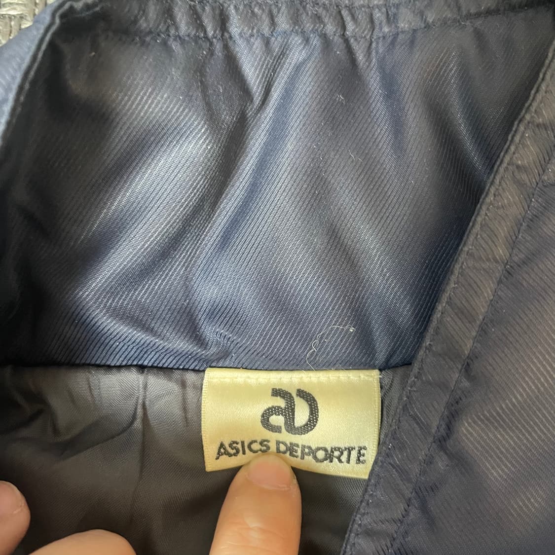 아식스 미니로고 90s 올드스쿨 네이비 후드 패딩 바람막이 상품이미지4