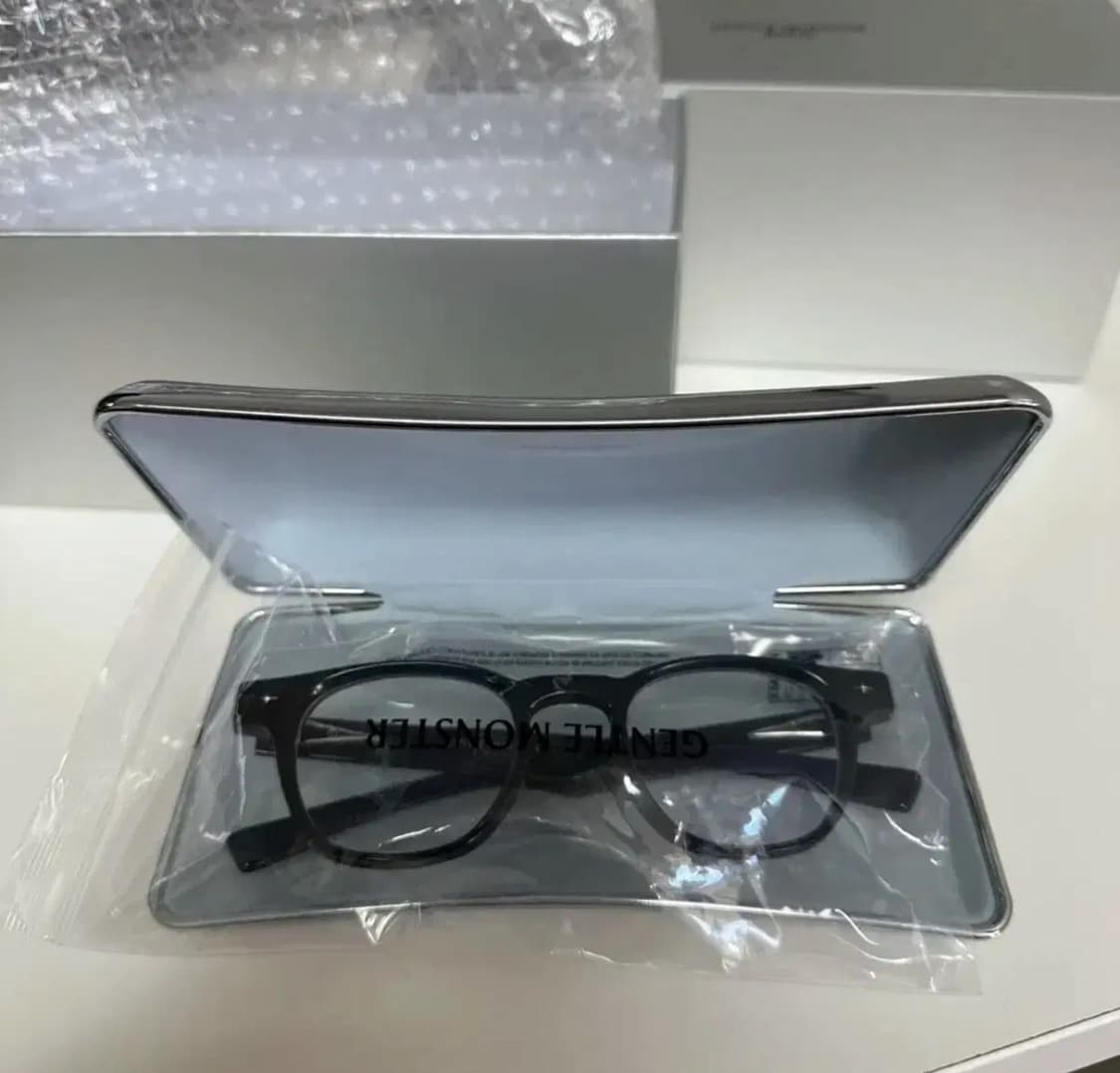 젠틀몬스터 조제 01 블랙 클리어 상품이미지2