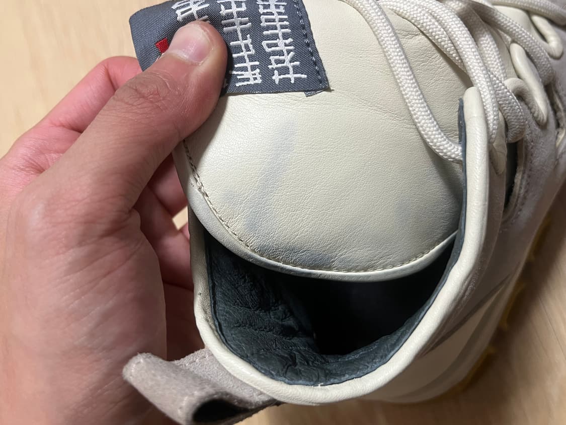 버나드윌헴 x 캠퍼 everest 풀박스 41 상품이미지8