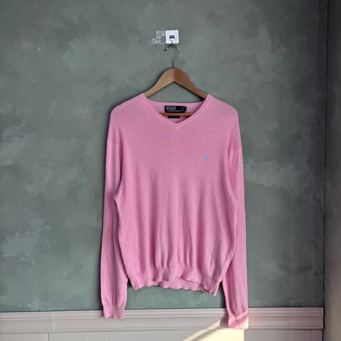 폴로 랄프로렌 피마코튼 브이넥 니트 핑크 상품이미지1