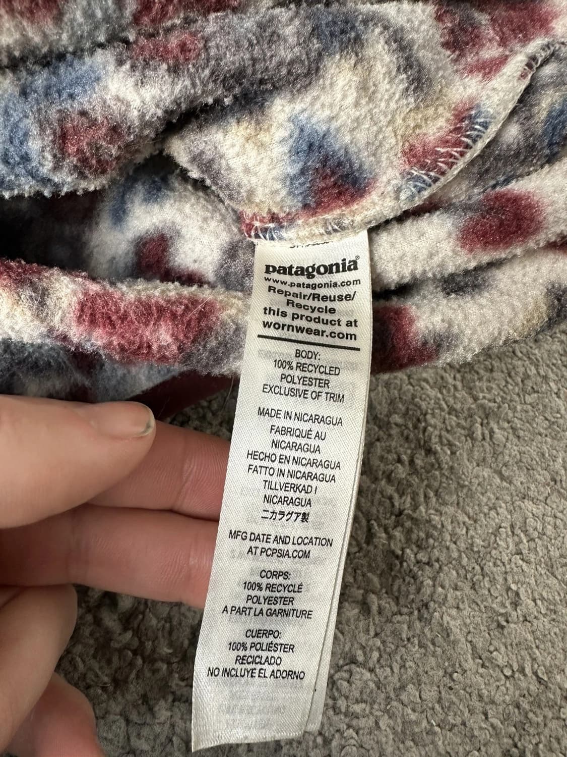 20s 파타고니아 신칠라 스냅-T 페더 댄스 패턴 상품이미지4