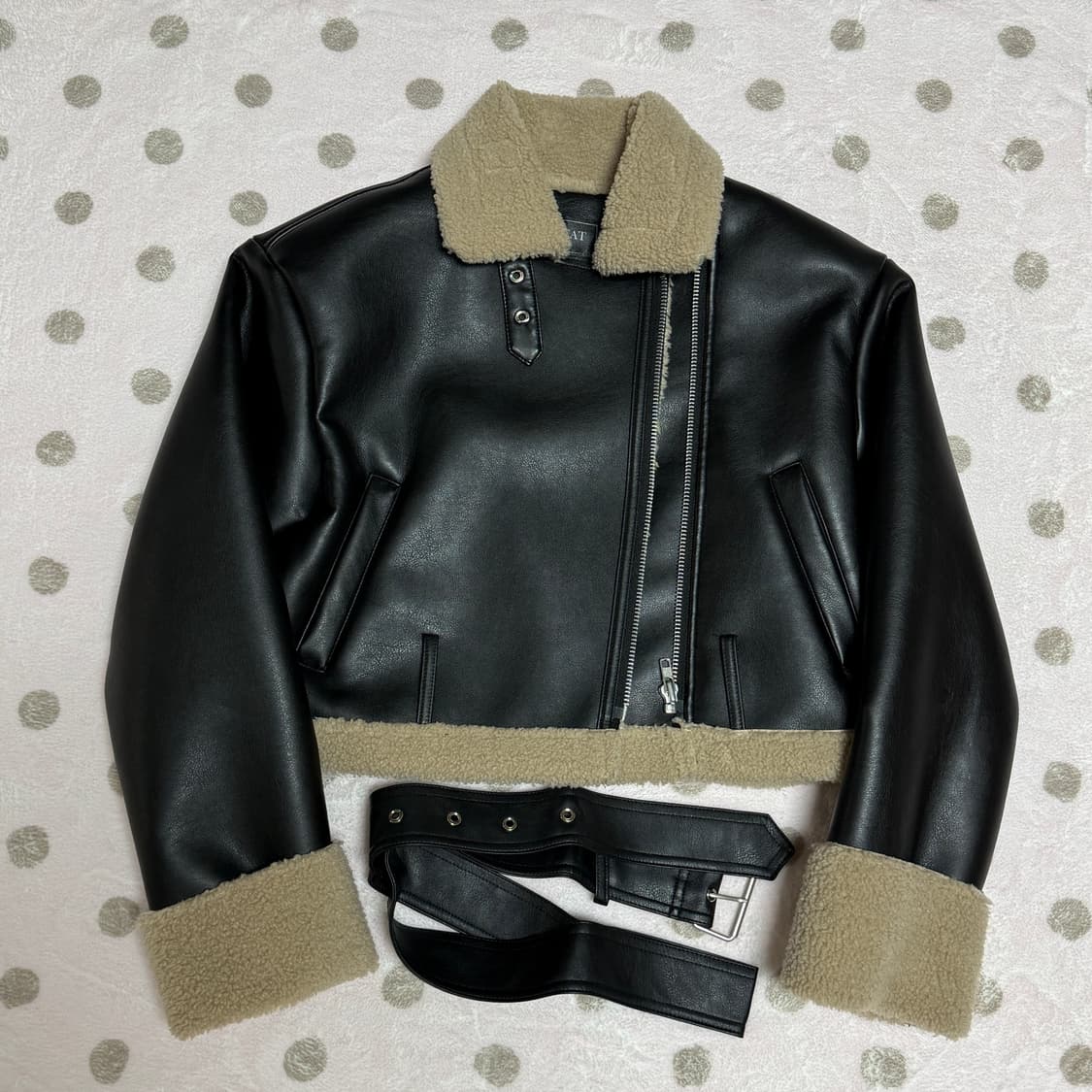 콜릿 크롭 무스탕 플리스 자켓 상품이미지1