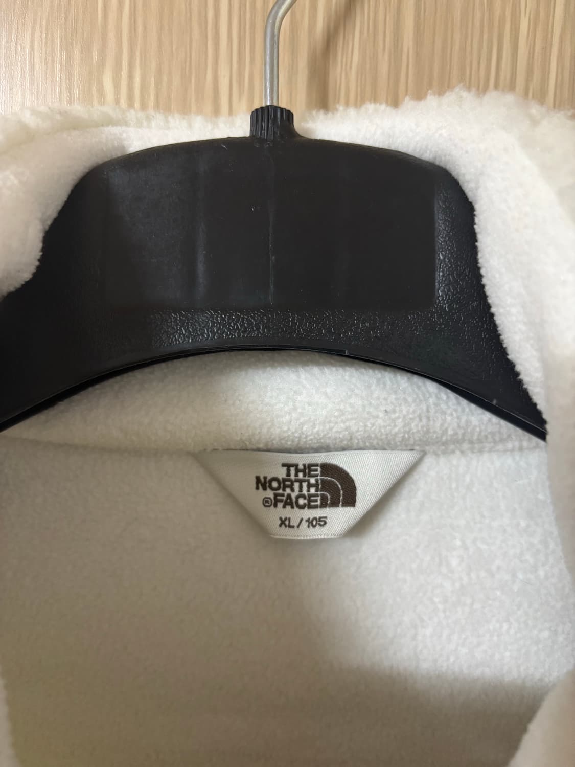 노스페이스 화이트 뽀글이 플리스 상품이미지3