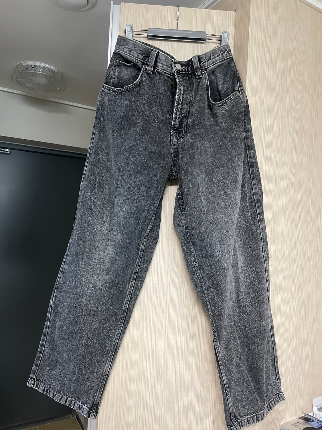 자라 배기핏 흑청데님 팬츠 42 상품이미지1