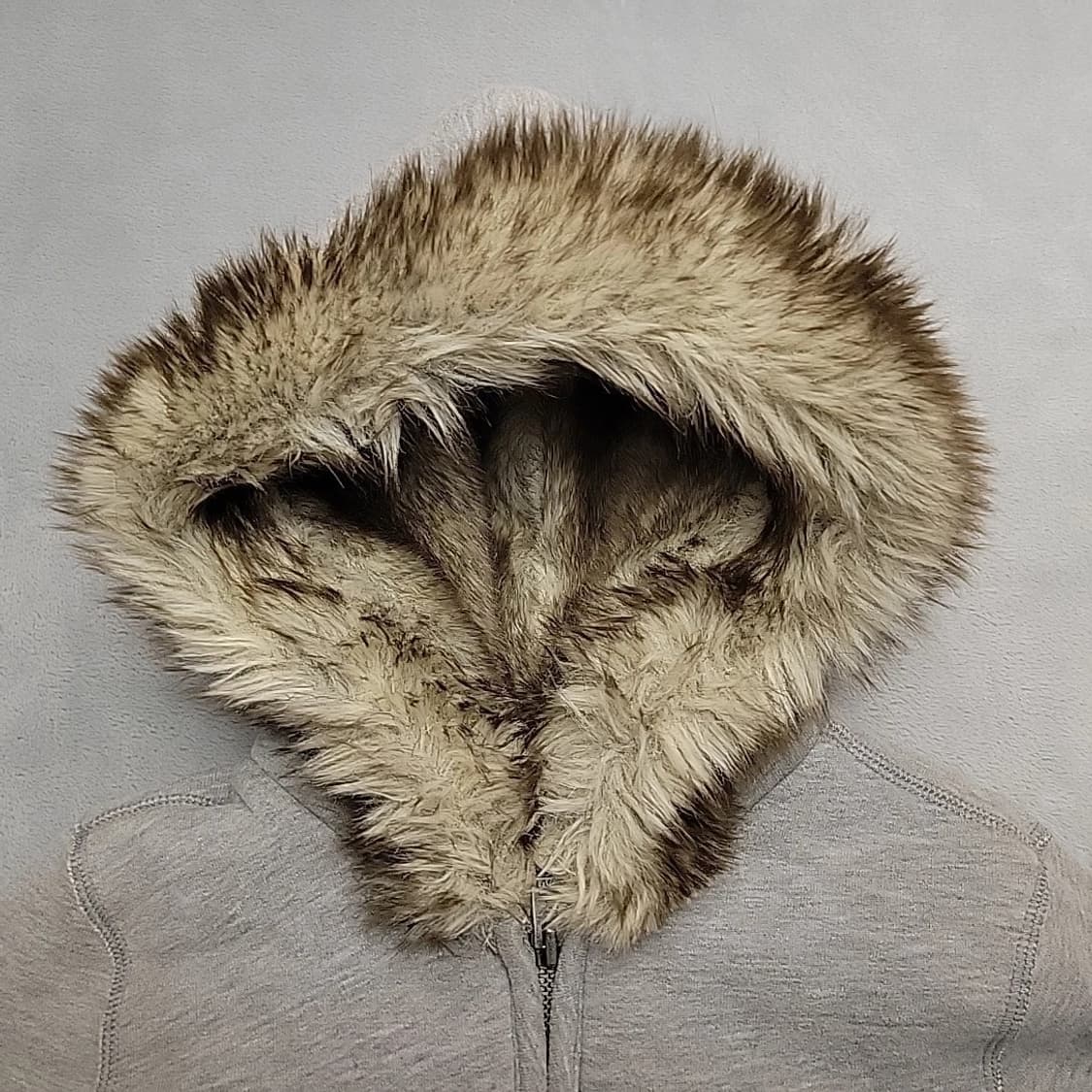 아베크롬비 앤 피치 Y2K 빈티지 퍼 후드 집업 상품이미지2