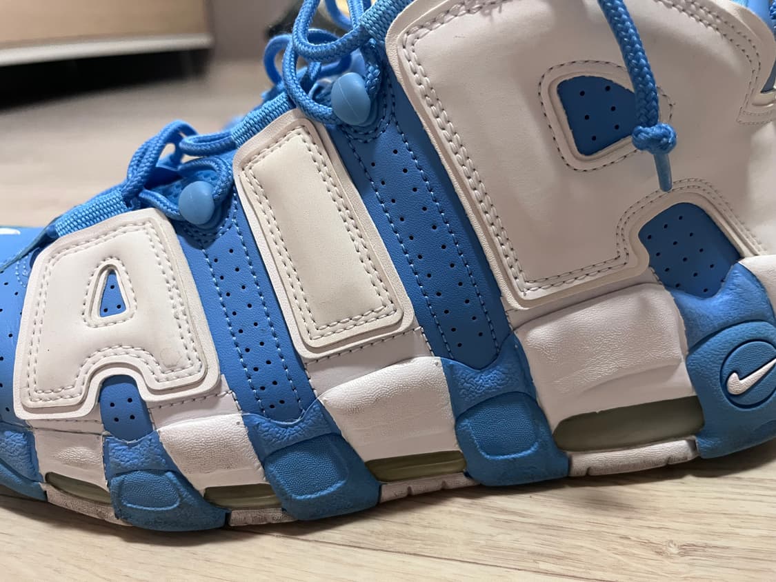 나이키 에어 모어 업템포 UNC 블루 판매 상품이미지4