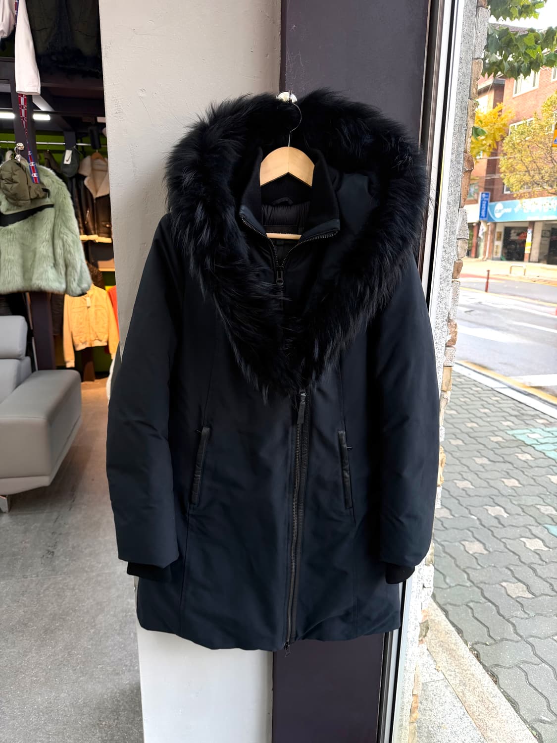 L/ 맥케이지 아달리 퍼 트리밍 다운 패딩 상품이미지3