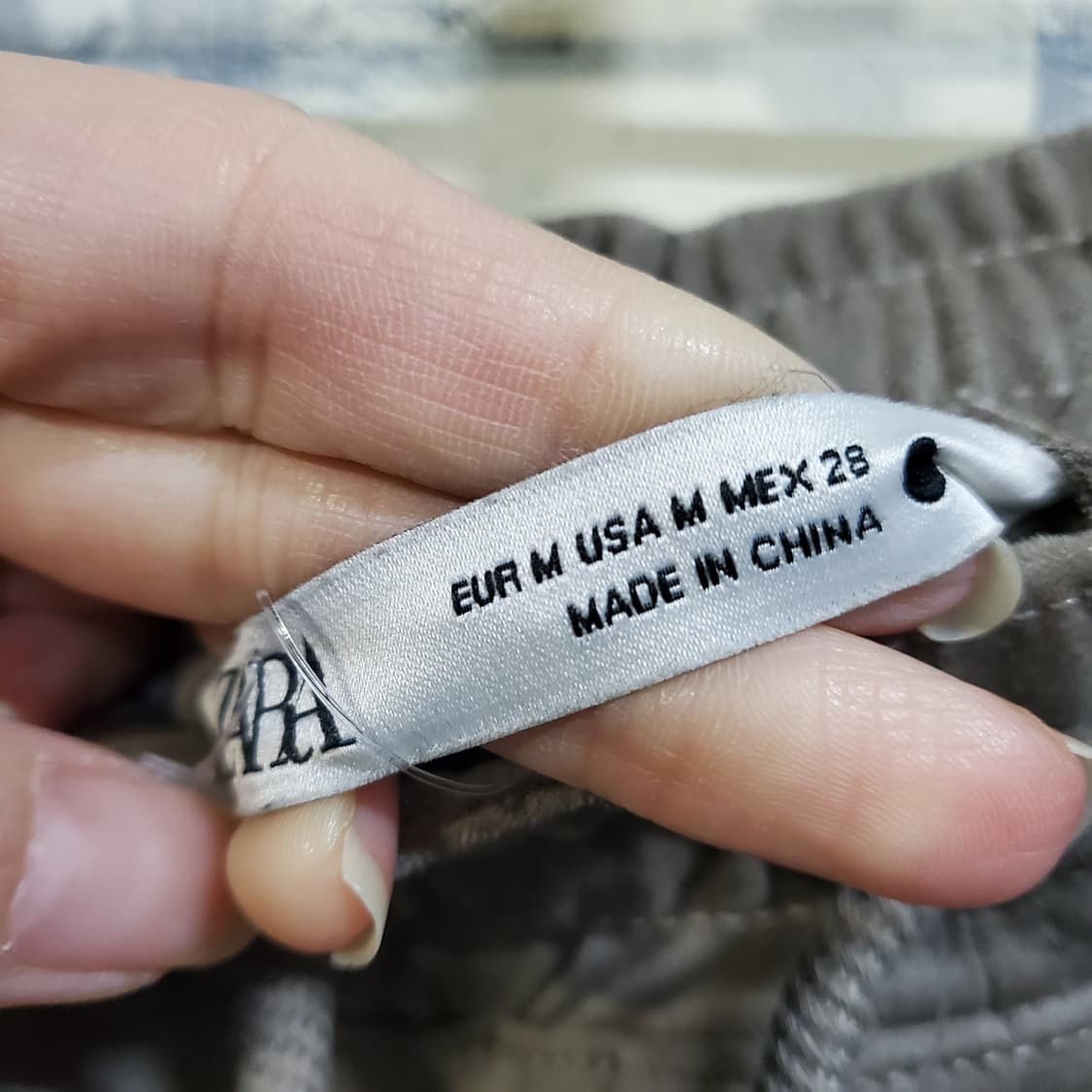 자라 에코 스웨이드 조거 팬츠  상품이미지4