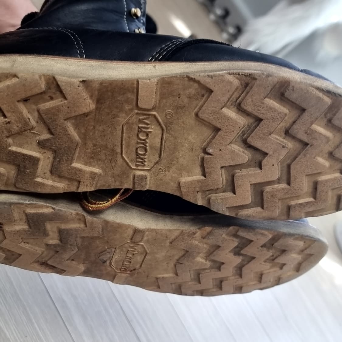 쏘로굿 블랙 레더 목토 워커 부츠(270-275) 상품이미지5