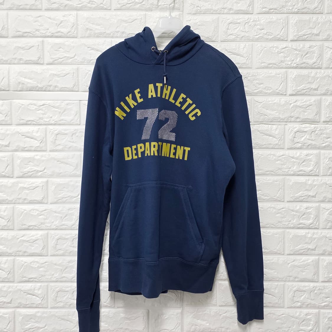 택포// 나이키 Athletic Dept. 남색 후드티 M 상품이미지1