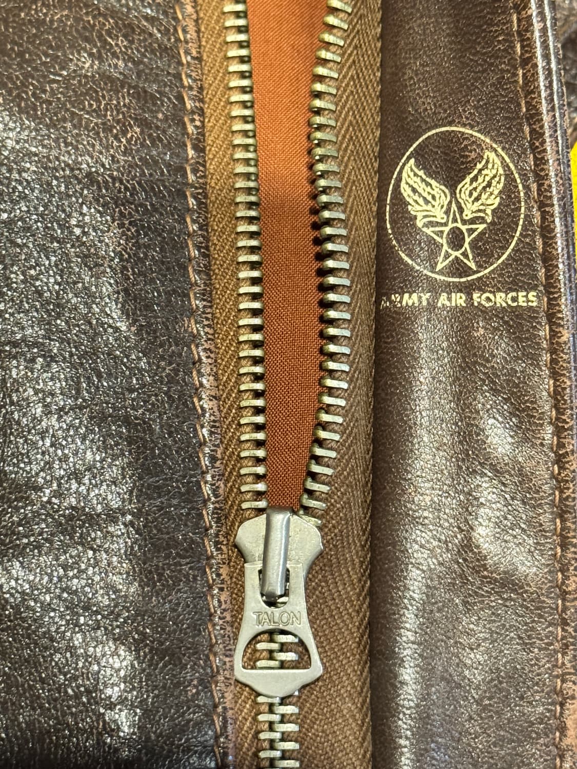 이스트맨 A-2 호스레더 재킷 상품이미지6