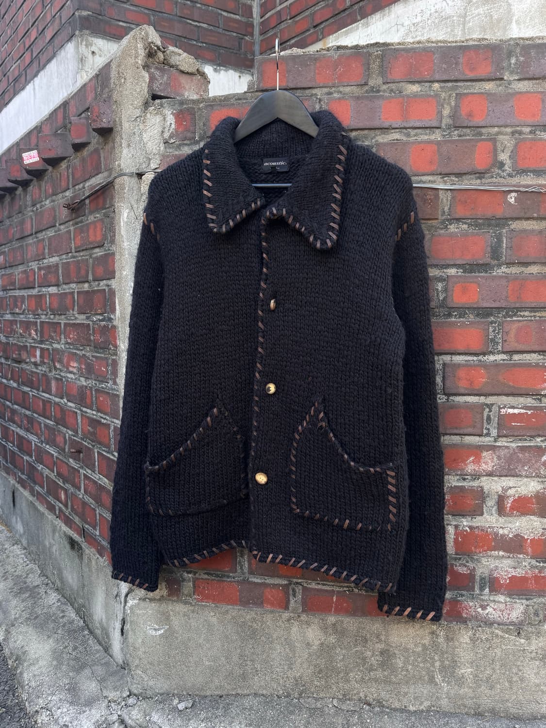 어쿠스틱 레더 디테일 울 니트 가디건  상품이미지1