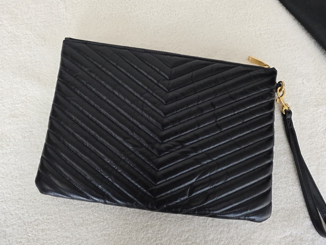 생로랑 금장 미듐 클러치 블랙 상품이미지7