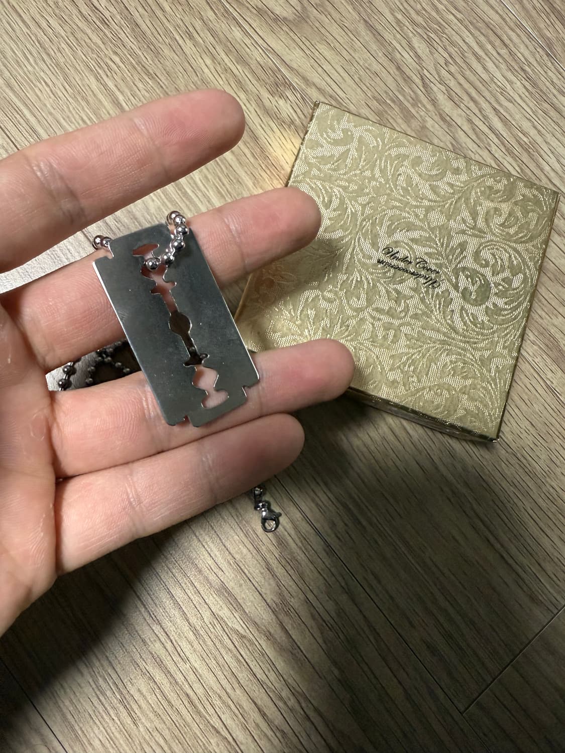 언더커버 목걸이 상품이미지3