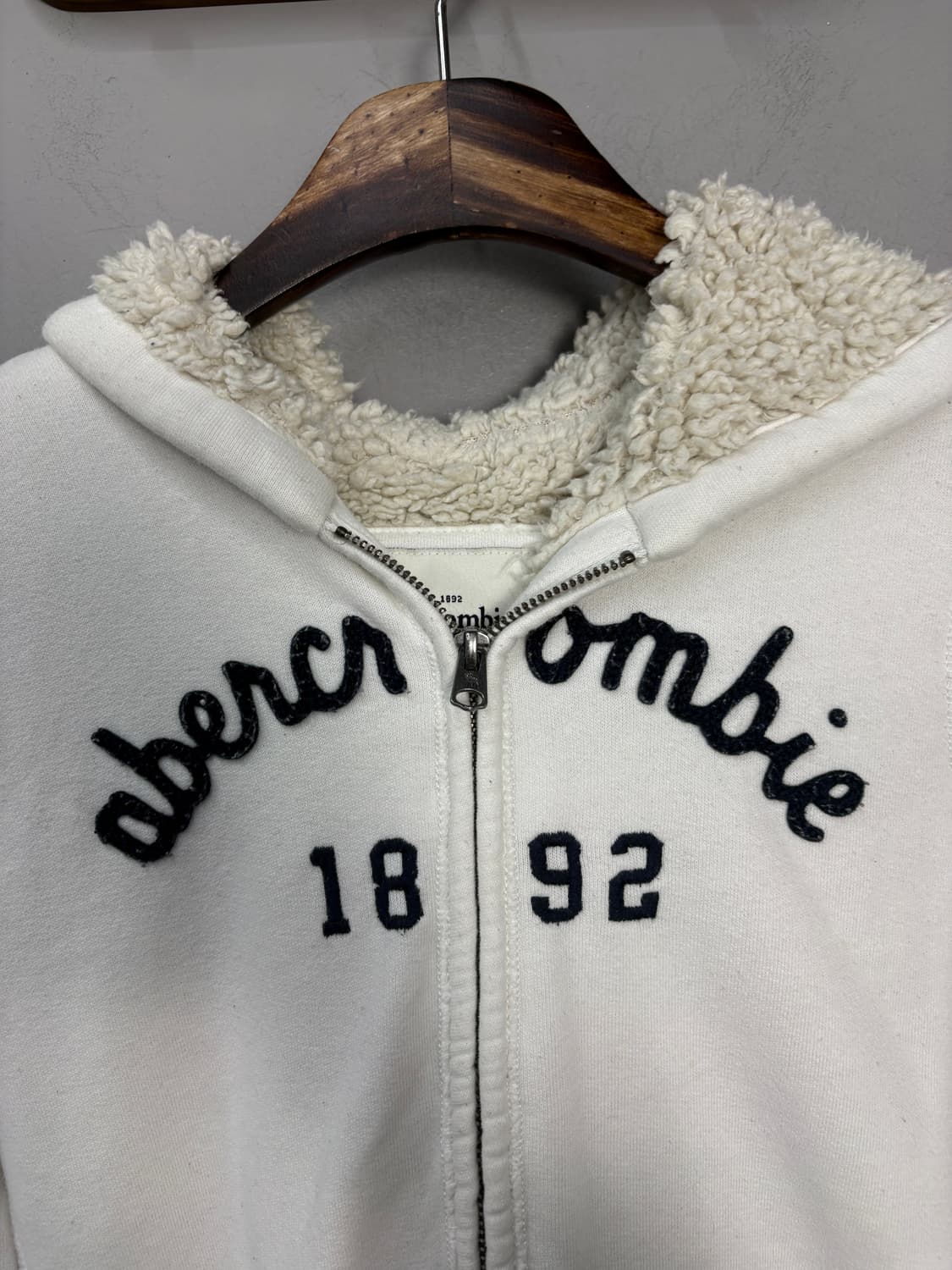 아베크롬비 아치로고 화이트후드집업 A3631 상품이미지3