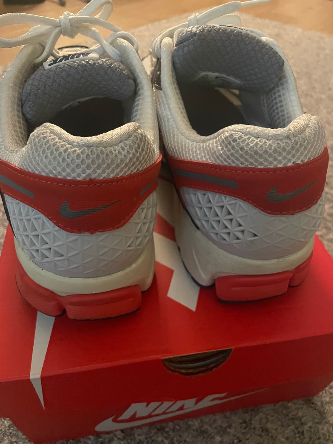 나이키 줌 보메로 5  285mm 상품이미지5