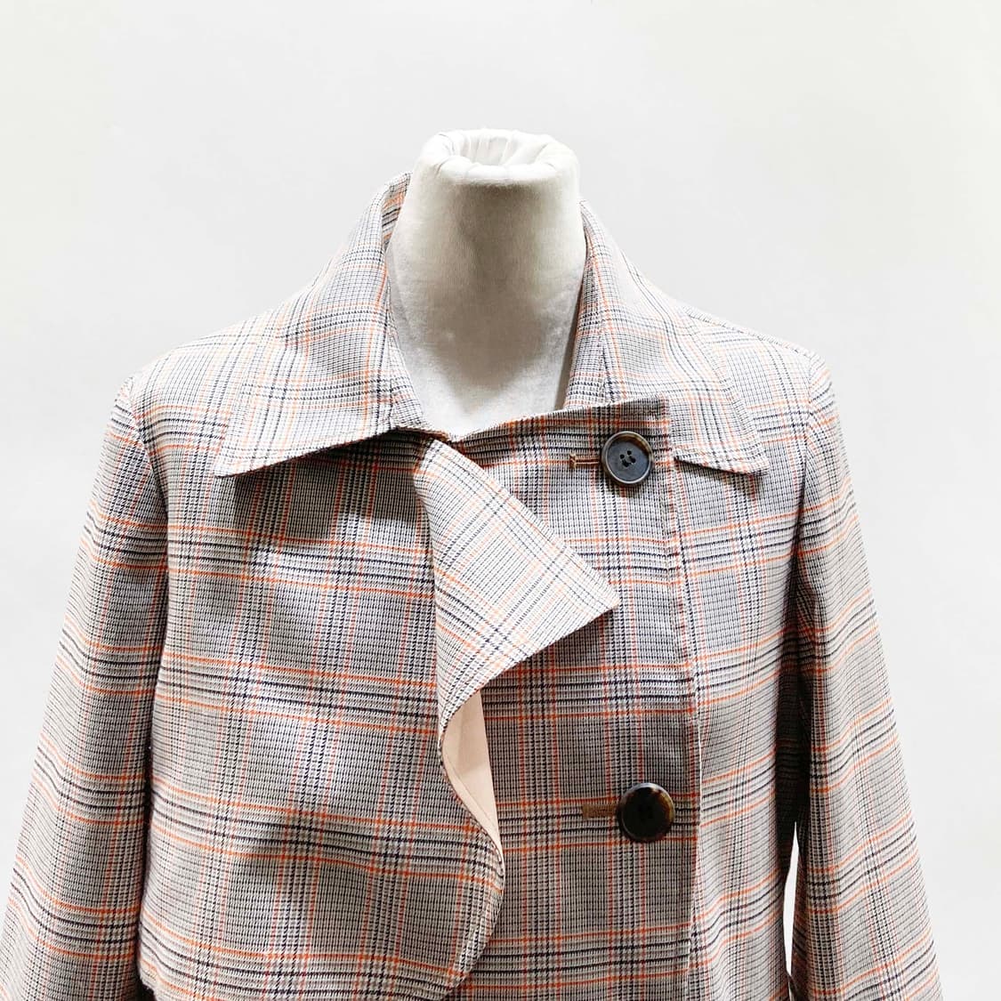 듀엘 여성트렌치코트 벨트없음 66  상품이미지2