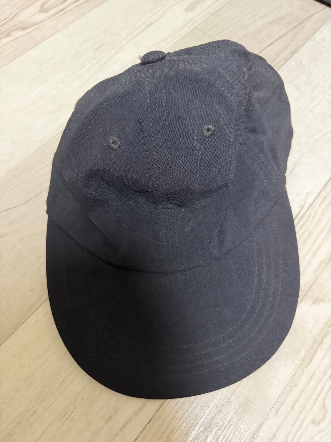 에센스룸 굿즈 롱빌캡 상품이미지1