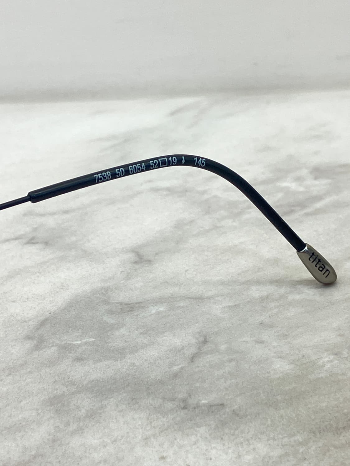 B43 실루엣 Silhouette 초경량 블랙 스퀘어 반무테 안경 상품이미지7