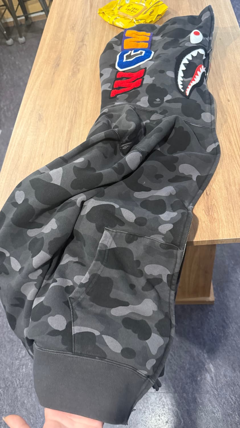 베이프 샤크 후드집업 흑계 판매 검은색 리쿠손민수 상품이미지4