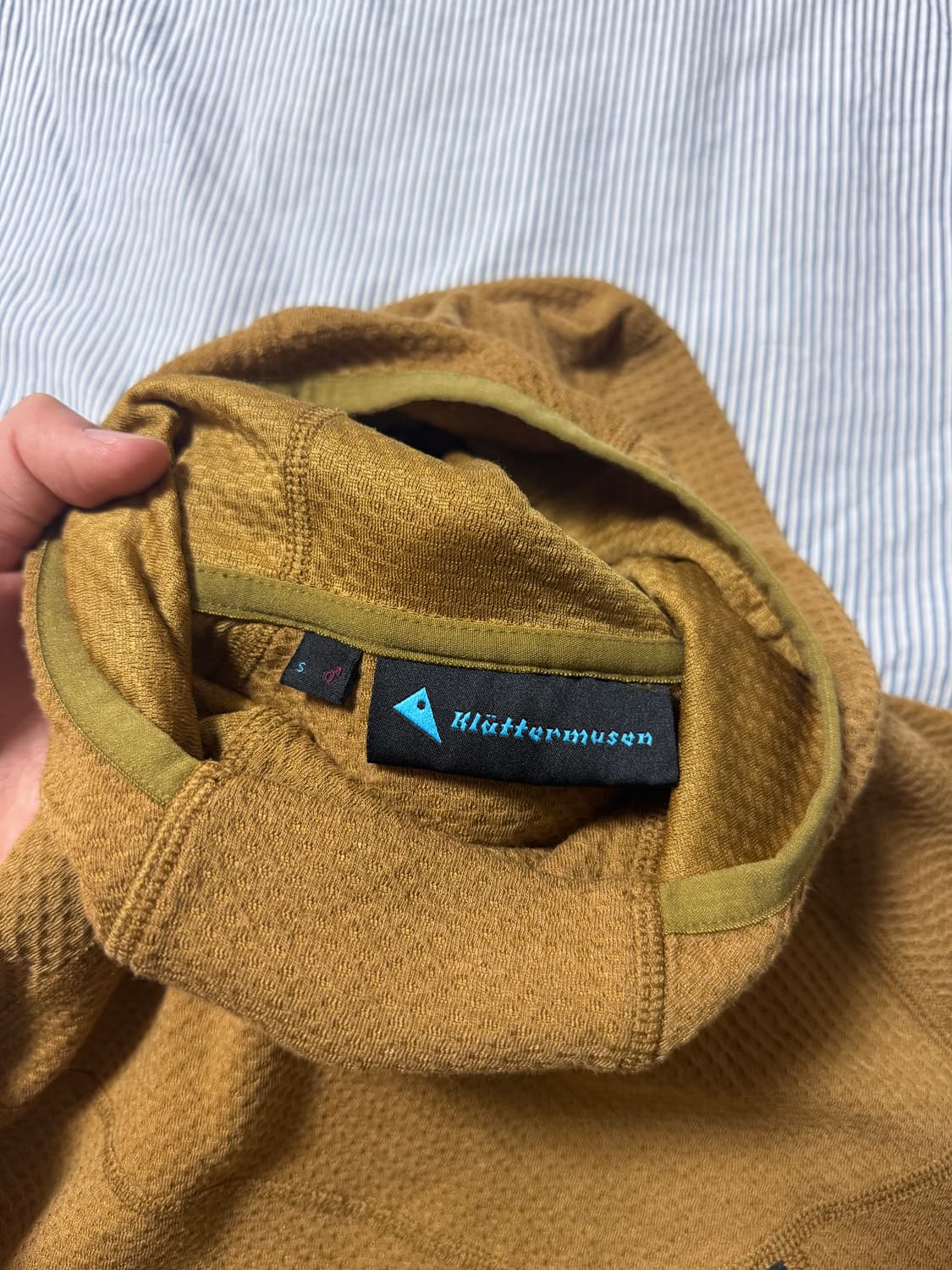 클라터뮤젠 유지 후디 맨 머스타드 S 상품이미지6