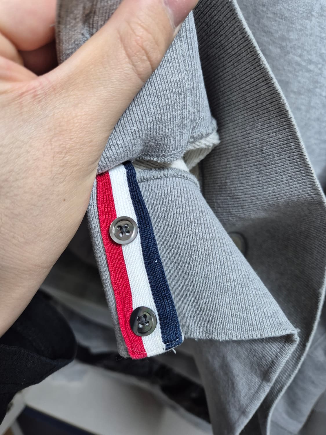 정품 톰브라운 맨투맨 3 사이즈 95-100 그레이 상품이미지7