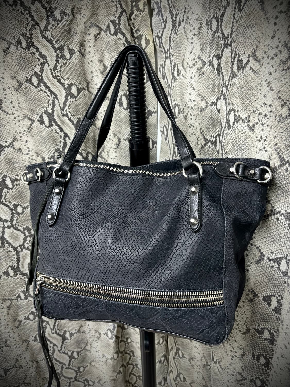 [00’s ASH 아쉬] Snake Pattern Buckle Detai 상품이미지1