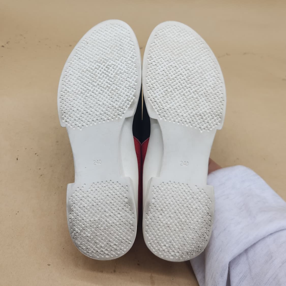 가이거 천연가죽 여성슬립온240 굽4 상품이미지3