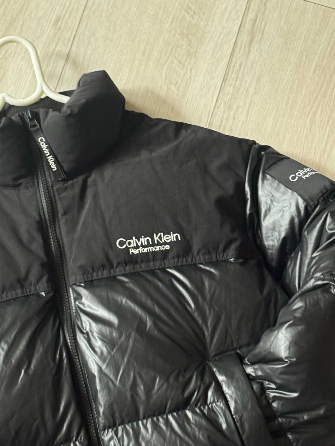 캘빈클라인 퍼포먼스 벌키 패딩 M 상품이미지1