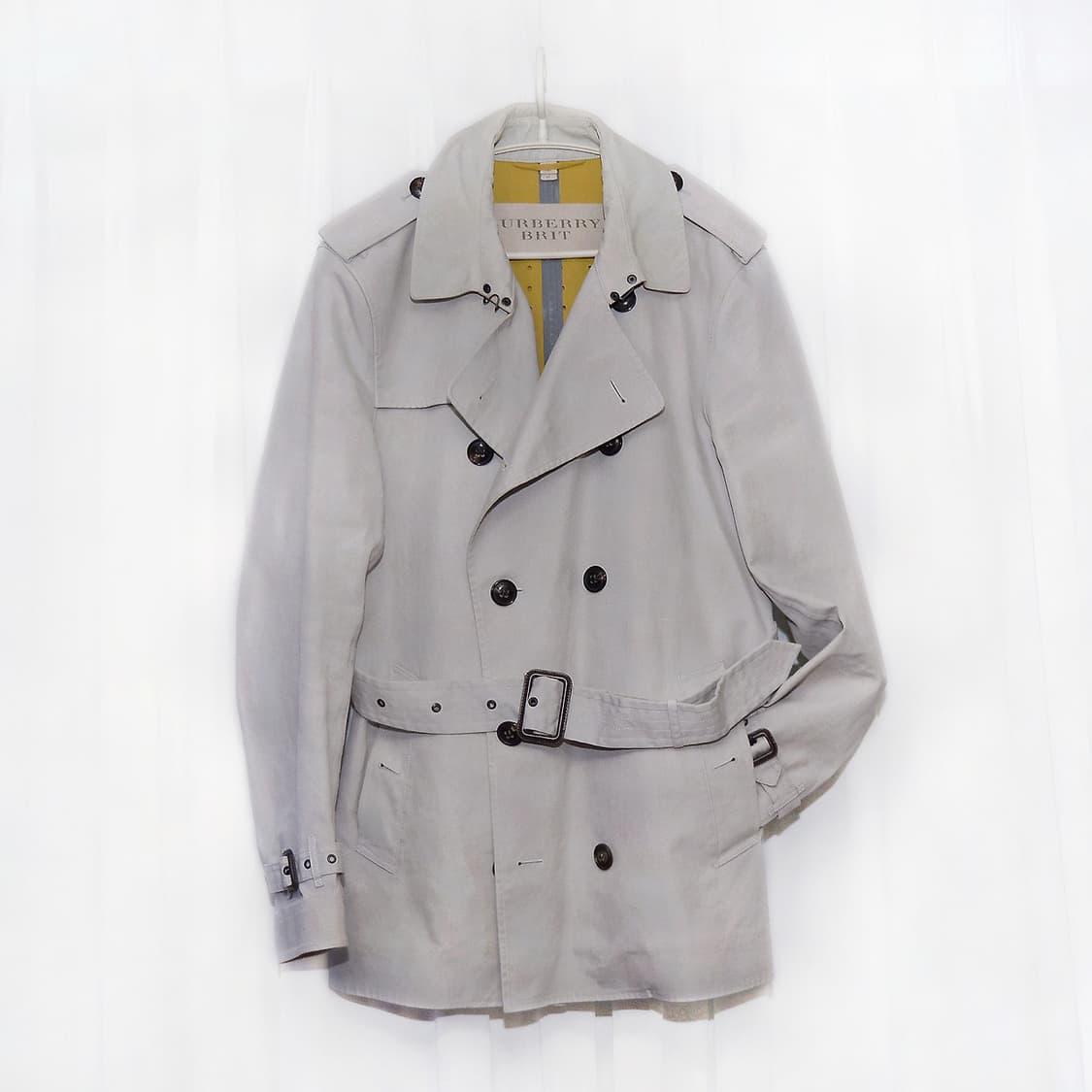 버버리 뉴 켄징턴 숏 트렌치코트 레인자켓 (M / 100+) 상품이미지1