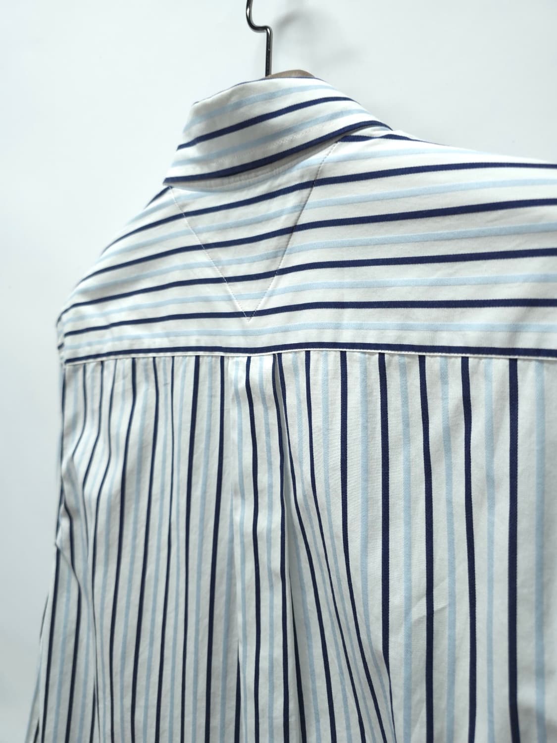 타미힐피거 멀티 스트라이프 버튼다운 셔츠 (100) 상품이미지8