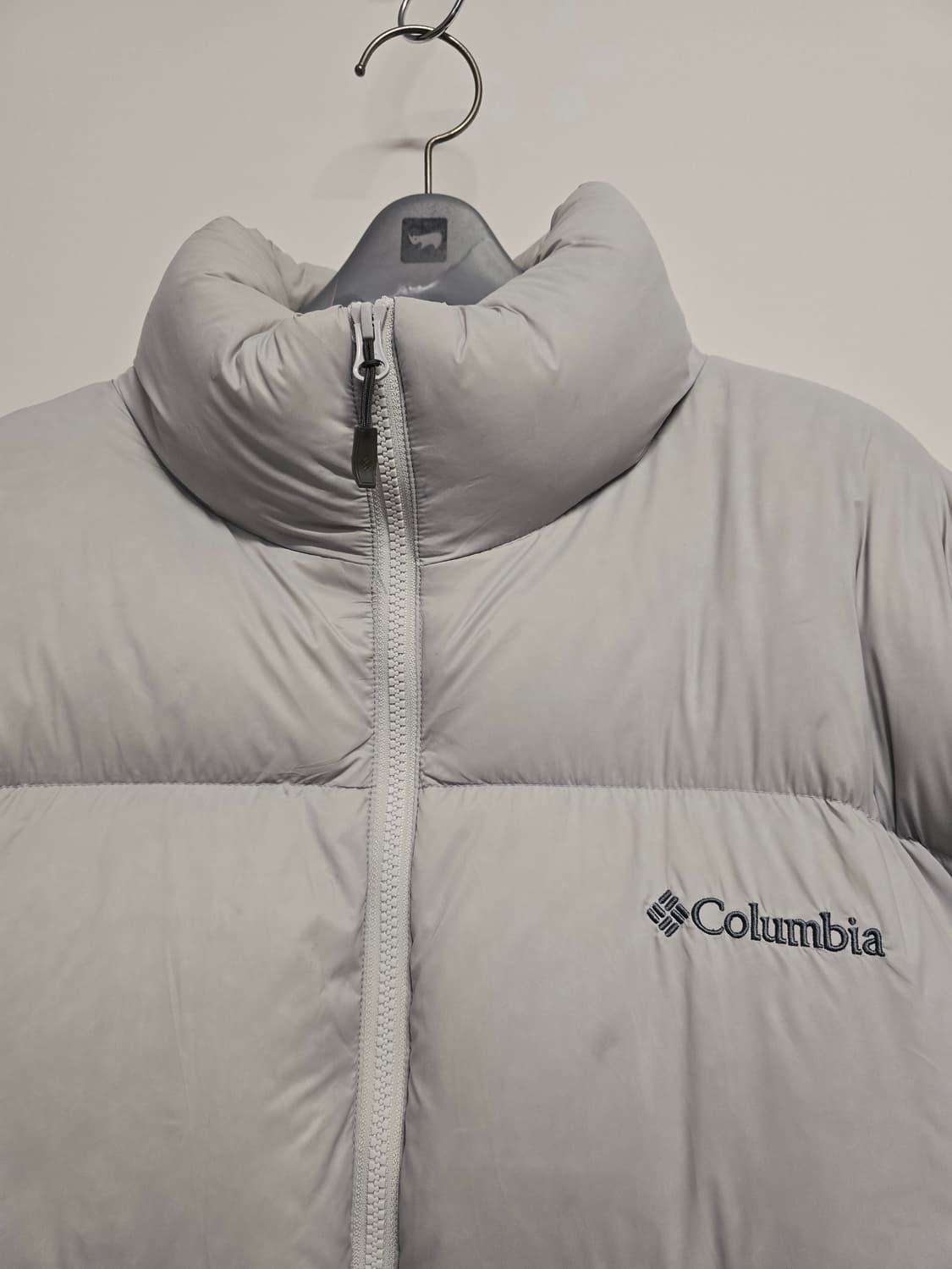 컬럼비아 라이트 그레이 푸퍼 패딩105 상품이미지2