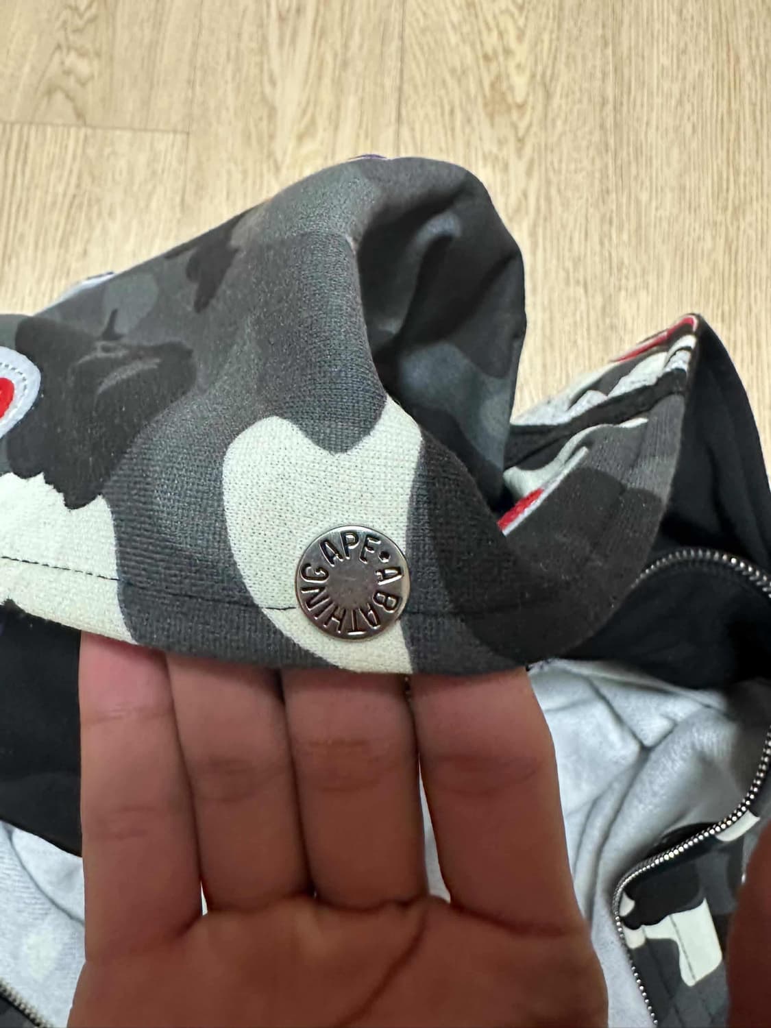 베이프 샤크 블랙 카모 후드집업 상품이미지7