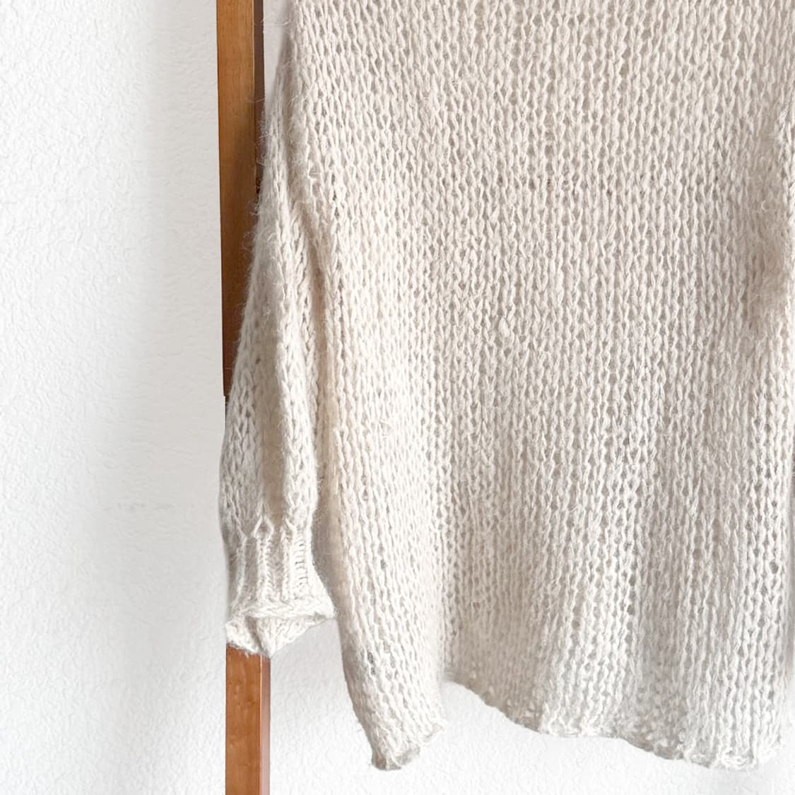 봄빛 성근짜임 니트 상품이미지7