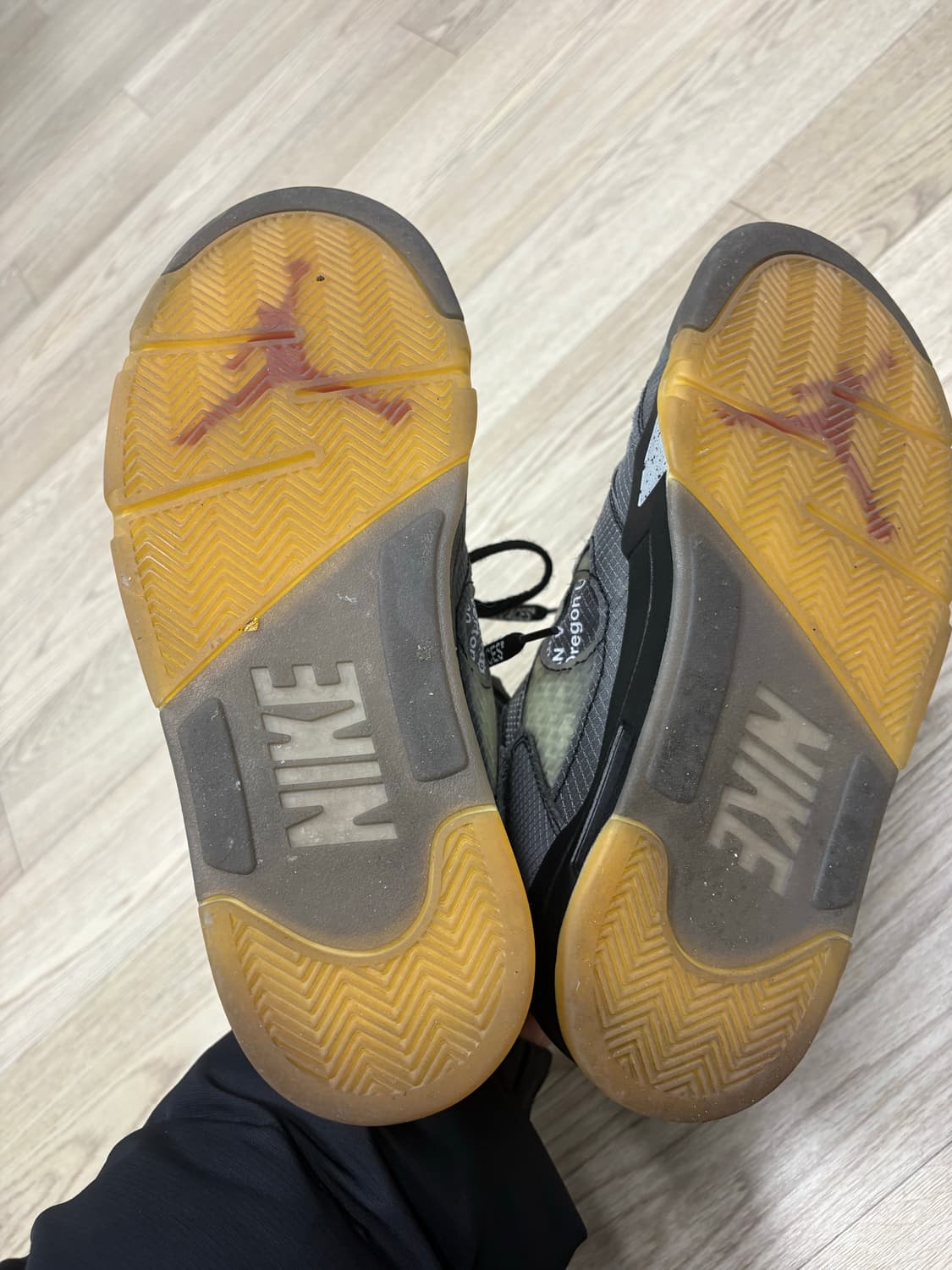 오프화이트 조던5 블랙 모슬린 상품이미지4