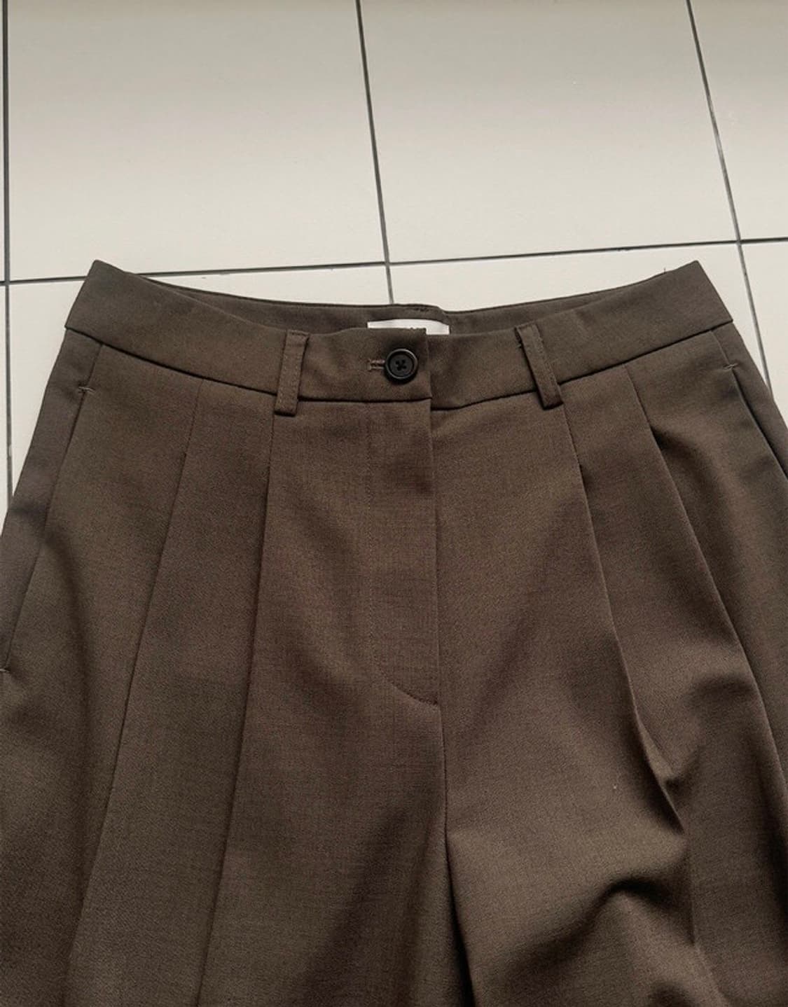 킨다베이지 핀턱 슬랙스(모카브라운, 롱버전/L) 상품이미지4