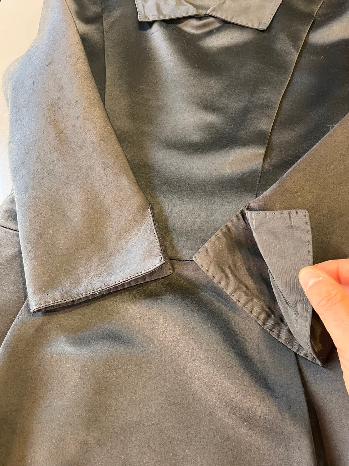 끌로에 블랙 핀턱 미디 원피스 (프랑스제) 상품이미지5