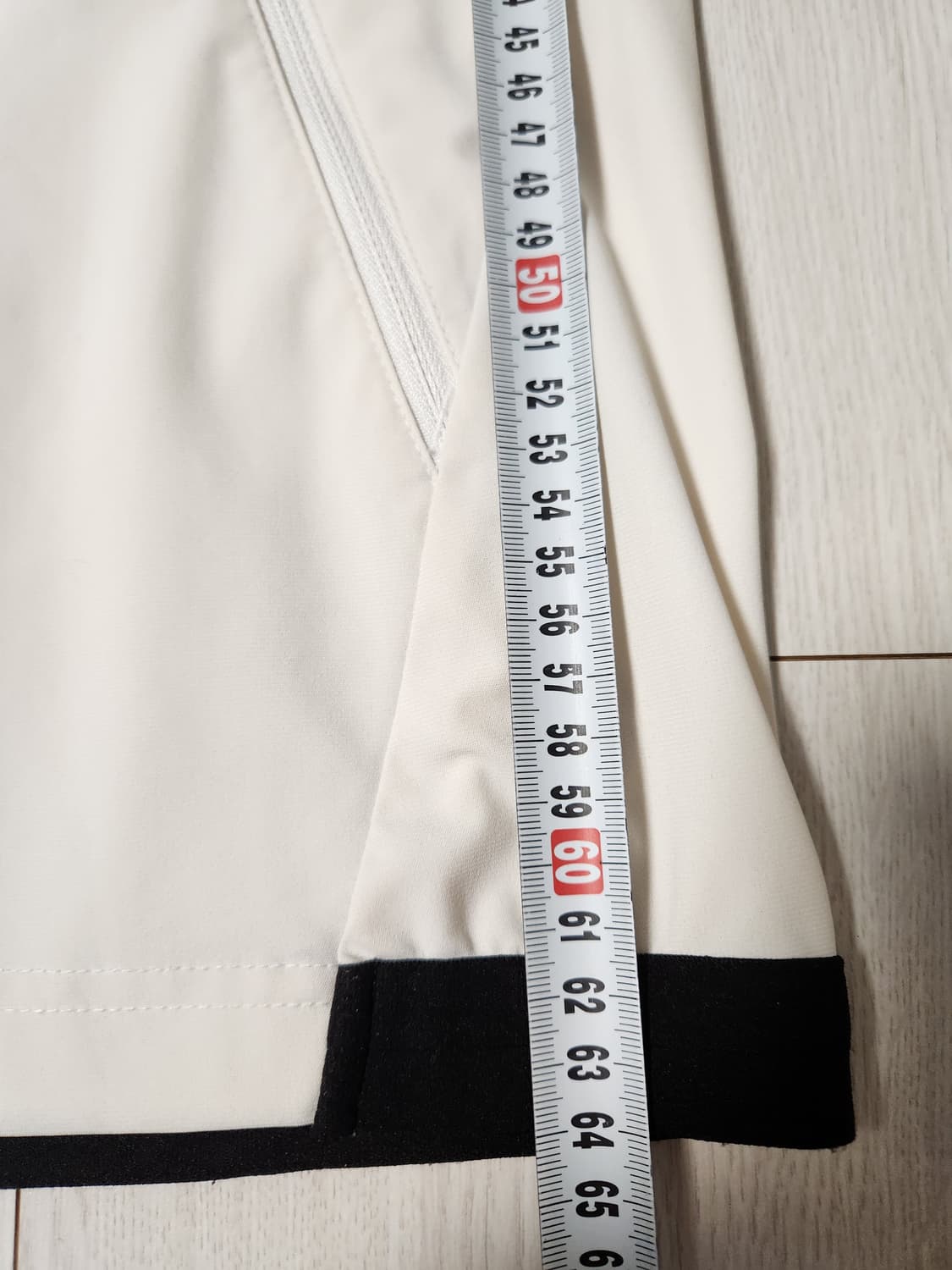 다이나핏 기능성 트레이닝 집업 저지 트랙탑 사이즈100L

여러 중고사이 상품이미지2