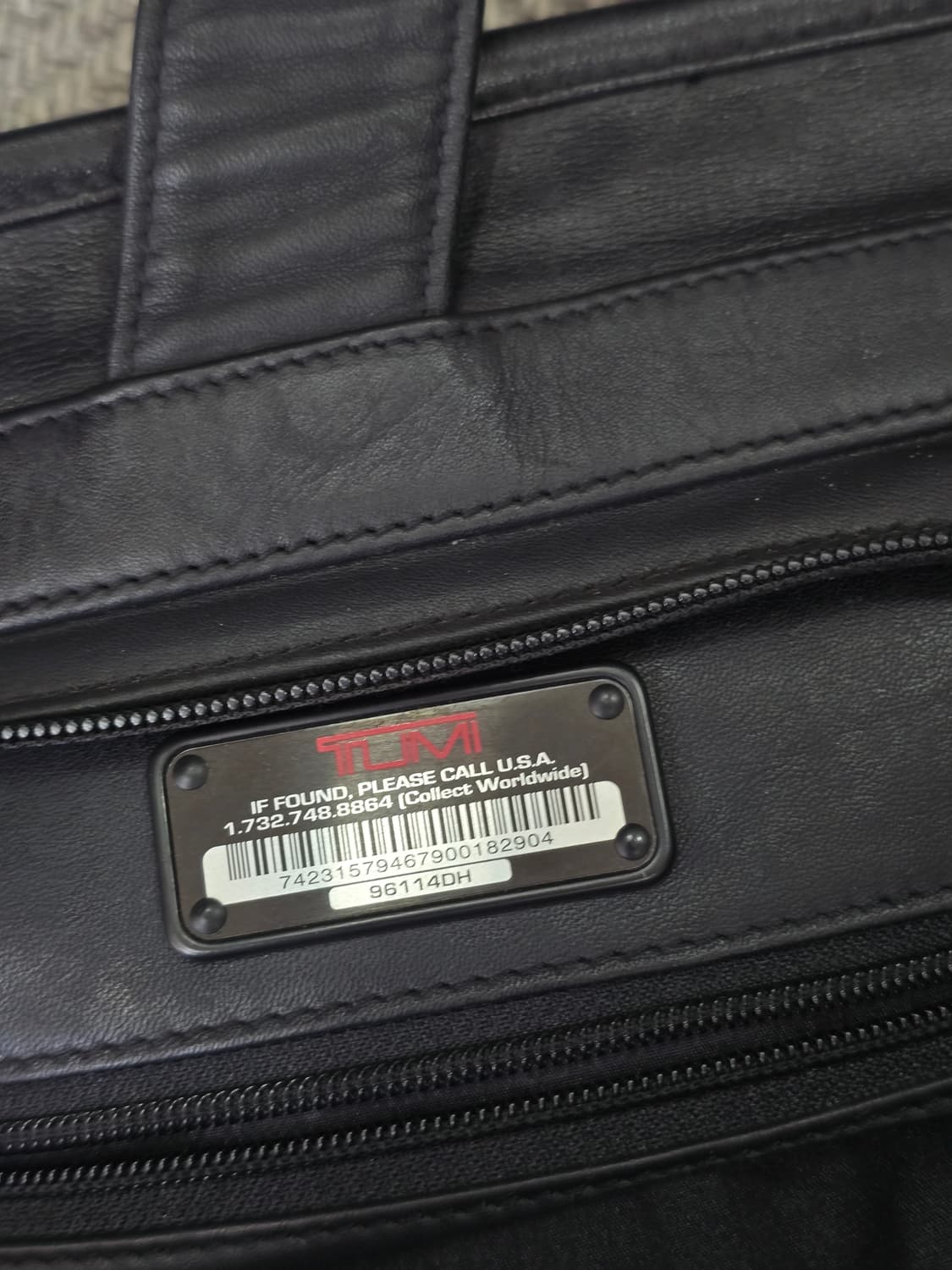 투미(TUMI) 알파 컴팩트 레더 브리프 케이스 상품이미지7
