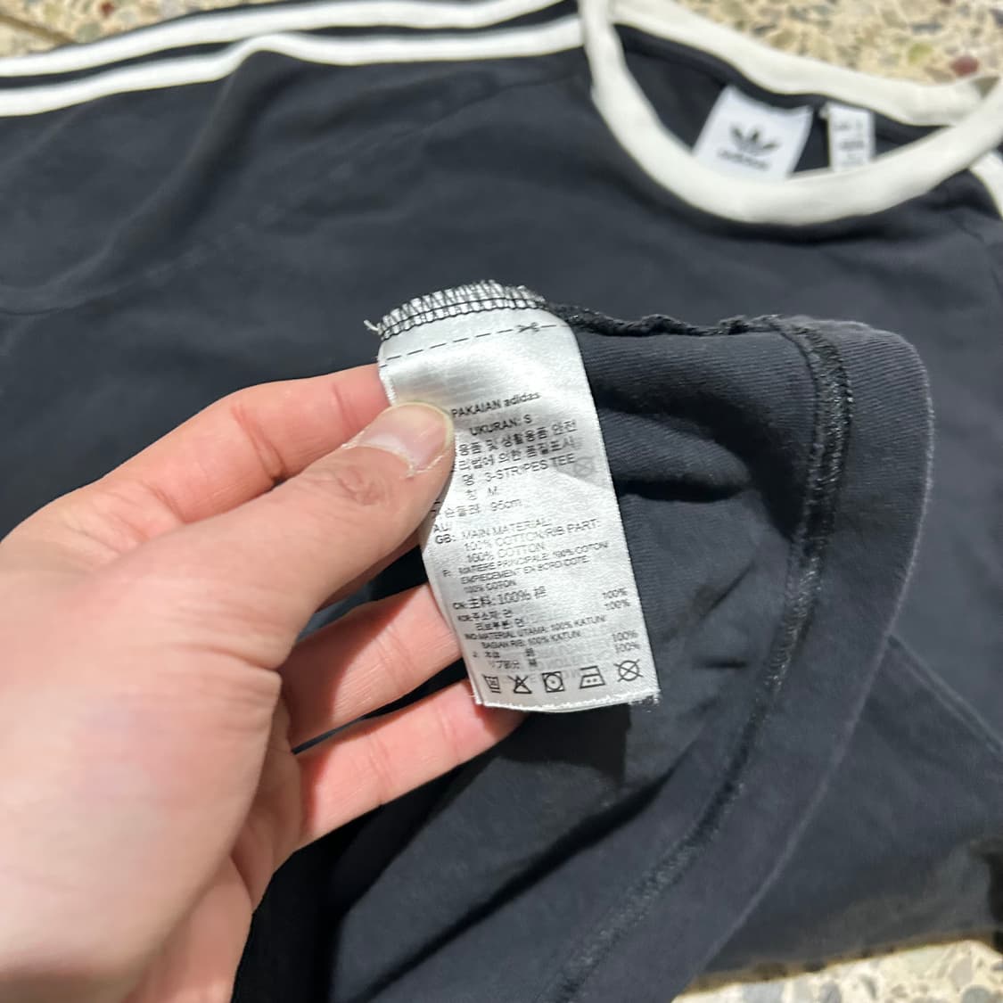 아디다스(ADIDAS)블랙 링거티 상품이미지5