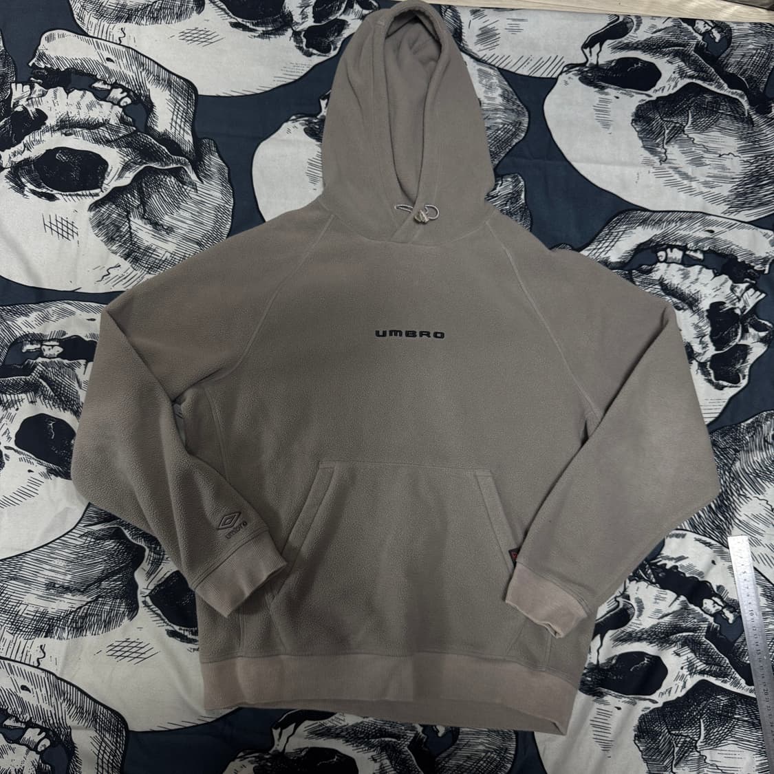 엄브로 후리스 후드티 95 사이즈  상품이미지1